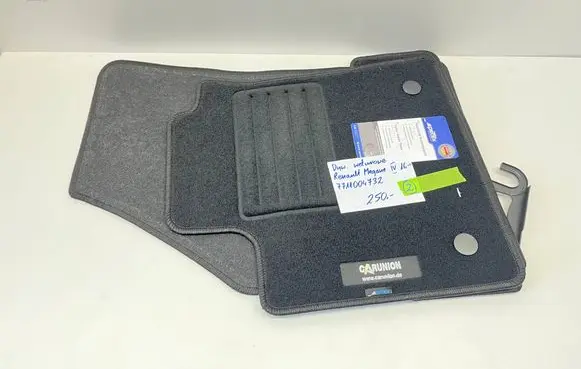Renault Megane IV Car floor mat set 7711004732