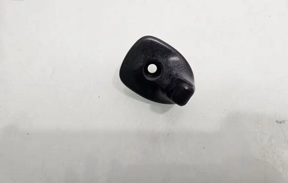 Sun visor clip/hook/bracket