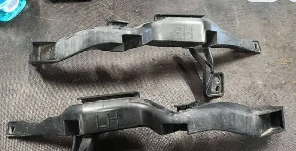 Opel Astra K Headlight/headlamp mounting bracket 