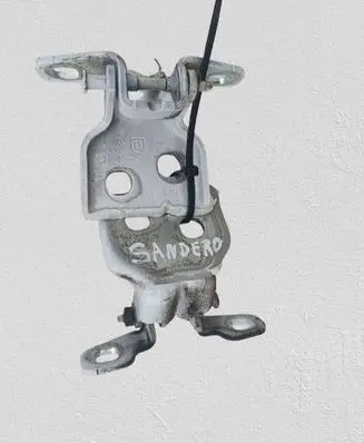Dacia Sandero Front door hinges set