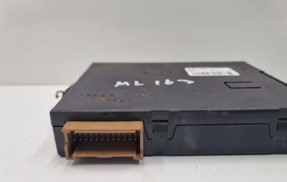 Mercedes-Benz ML W163 Comfort/convenience module A1635457332 1635457332