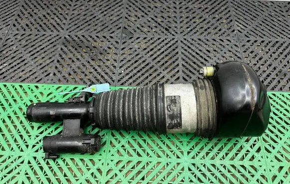 BMW 7 G11 G12 Front shock absorber/damper 7755905