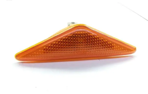 Ford Focus Front fender indicator light XS4H3K354A E46493