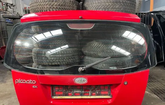 KIA Picanto Tailgate/trunk/boot lid 