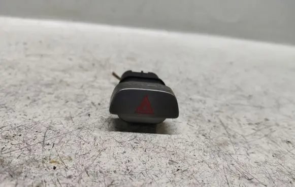 Ford Focus Hazard light switch