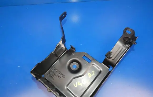 Volvo V40 Battery tray 31290752 BQ6QB