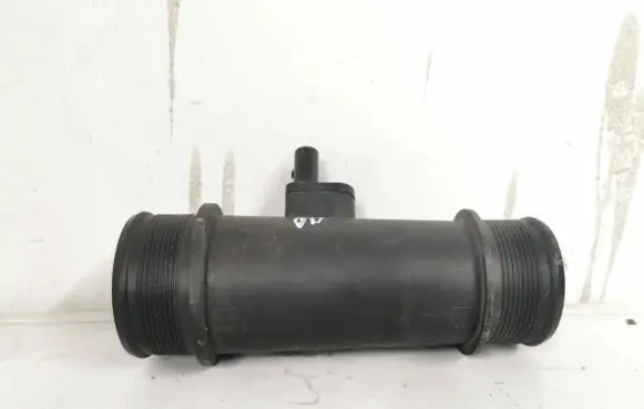 Audi Q7 4M Intercooler hose/pipe 4M0145683A