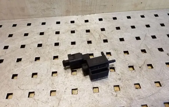 Audi A6 S6 C6 4F Vacuum valve 037906283G 72288000