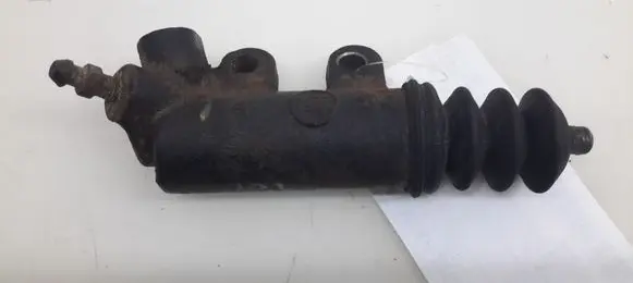 Toyota RAV 4 (XA30) Clutch slave cylinder 3147032023