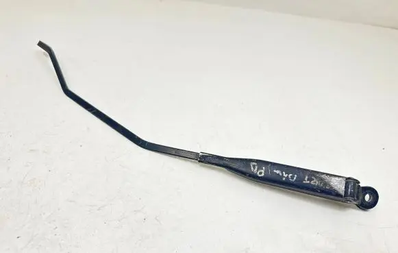 Smart ForTwo I Front wiper blade arm 5000001395