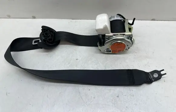 Volkswagen Caddy Front seatbelt 2K7857705C