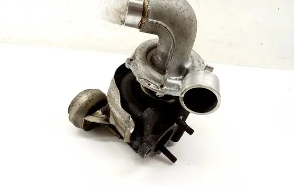 Toyota RAV 4 (XA20) Turbo E1151V4 0A0466