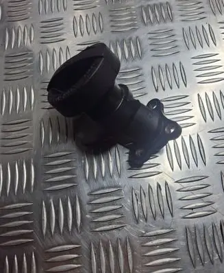Volvo XC60 Oil filler cap 30777537