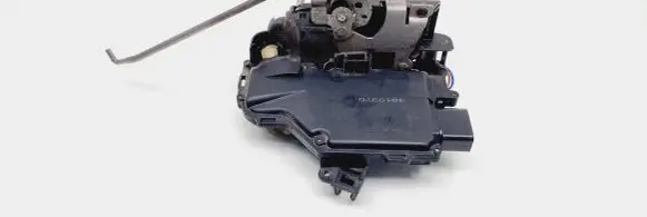 Audi A4 S4 B6 8E 8H Front door lock 4B18370