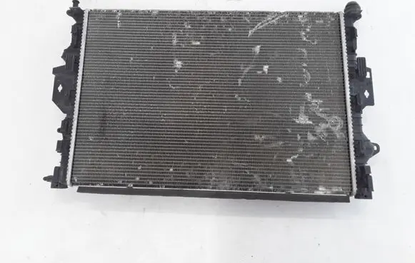 Volvo V60 Coolant radiator 31338765