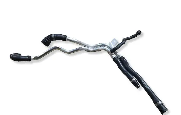 Mercedes-Benz C W205 Engine coolant pipe/hose A2055002872