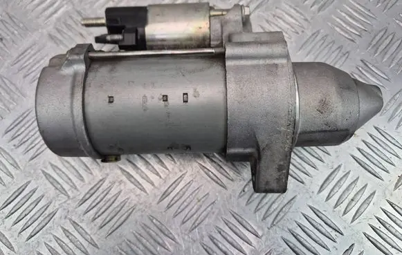 Mercedes-Benz E W212 Starter motor A2749061600 4280009212