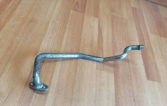 Volvo XC70 Turbo turbocharger oiling pipe/hose 30677838