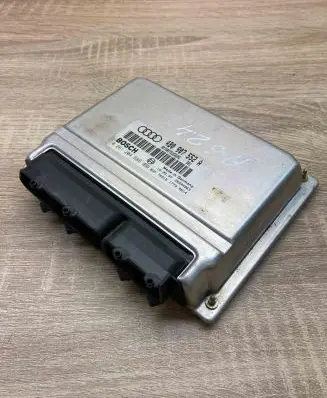 Audi A6 S6 C5 4B Engine control unit/module ECU 4B0907552A 0261204688