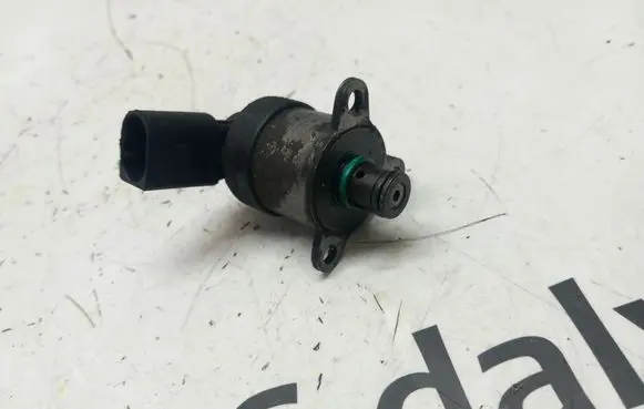 Mercedes-Benz E W211 Fuel pressure sensor A6460740084 6460740084