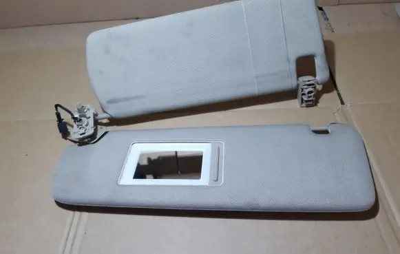 Audi Q7 4L Sun visor