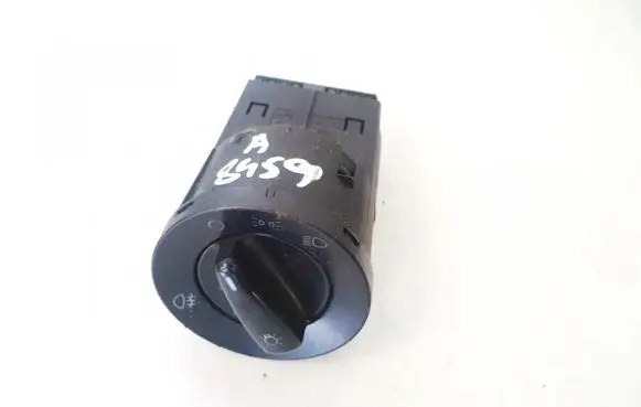 Volkswagen Golf IV Light switch 1c0941531