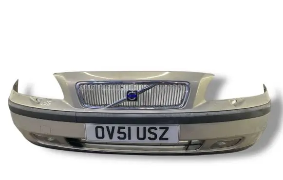 Volvo V70 Front bumper