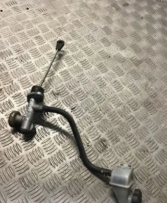 Chevrolet Captiva Clutch master cylinder
