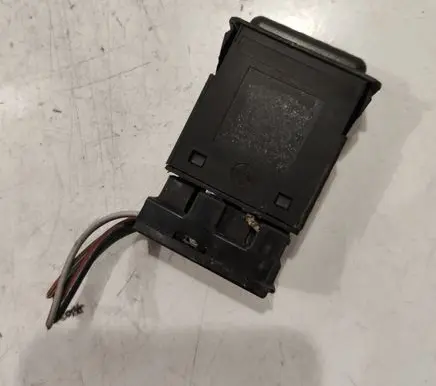BMW 5 E28 Seat heating switch