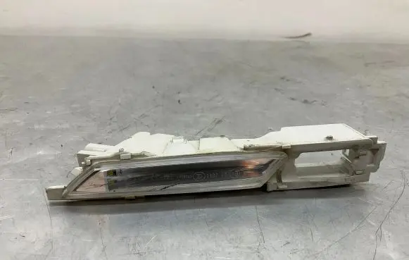 BMW 5 F10 F11 Front fender indicator light 7154170 7154168