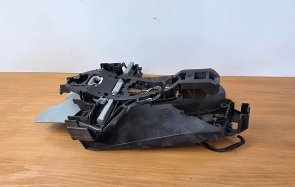 Volvo XC60 Rear door exterior handle/bracket 30753337