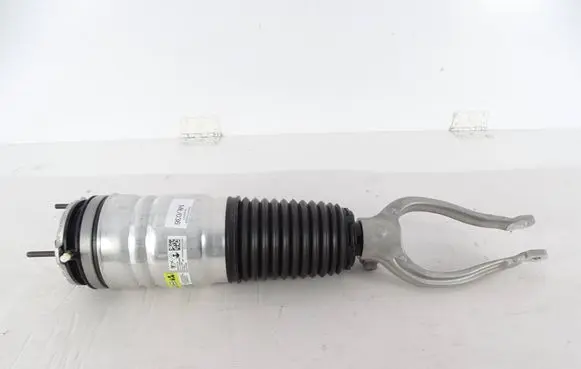 Maserati GranTurismo II Front shock absorber/damper 6703039060 06703039060 670303906