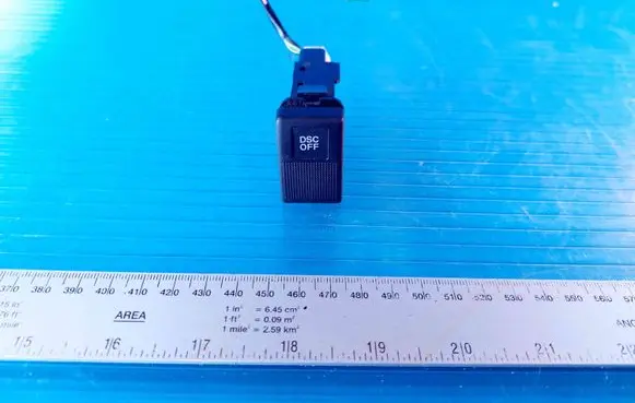 Traction control (ASR) switch