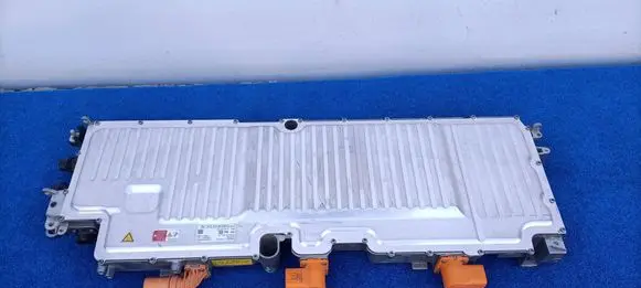 Porsche Macan (95C) Wireless charging module 95C915233M