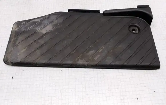 Audi A3 S3 8L Other sill/pillar trim element 8L1864777A