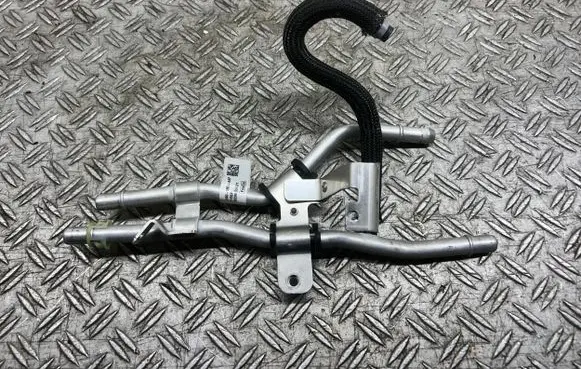 Ford Explorer VI Brake booster pipe/hose L1M318K579