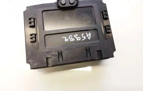Opel Zafira A Screen/display/small screen 90589755af 90589755