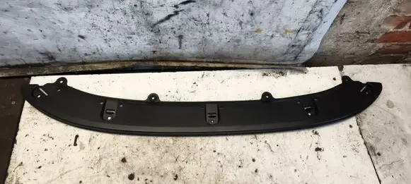 Volkswagen Golf VI Front bumper lip 