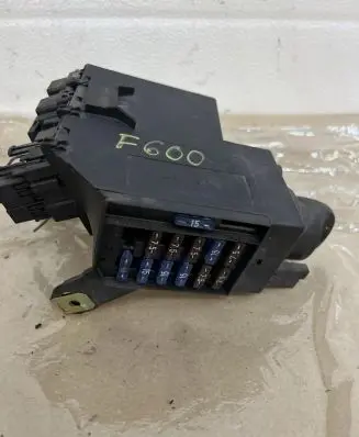 Mercedes-Benz E W210 Light switch 2105451404 F600