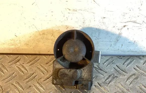 Toyota RAV 4 (XA40) Alarm system siren 116RA000002