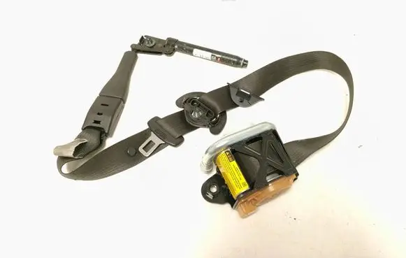 Chevrolet Trax Front seatbelt 95093403
