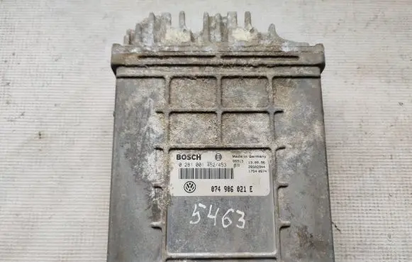 Volkswagen II LT Engine control unit/module 074906021E 28SA2944 0281001452