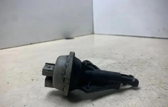 Ford Mondeo MK IV Valve vacuum 1S7G9L492
