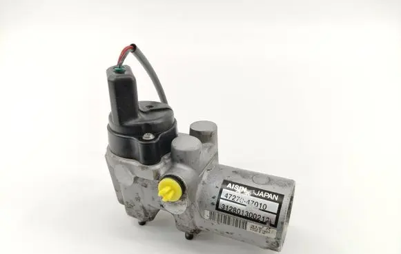Toyota Prius (XW20) Master brake cylinder 4727047010