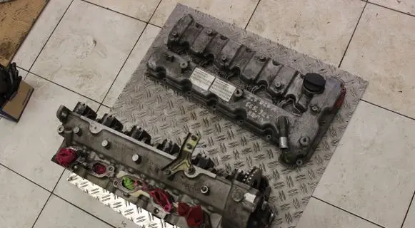 Rocker cam cover