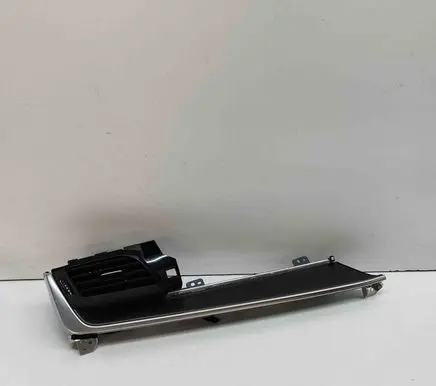 Nissan Qashqai J12 Dashboard air vent grill cover trim 68411HN21A 68761HN20A