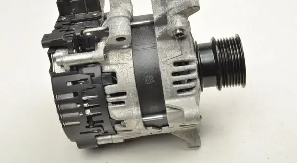 Volvo XC40 Generator/alternator 32406474