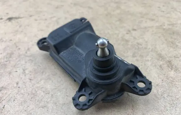 BMW 1 E81 E87 Intake manifold valve actuator/motor 11617546982 7546982