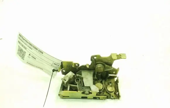Mercedes-Benz Sprinter W901 W902 W903 W904 Sliding door lock A9017301035