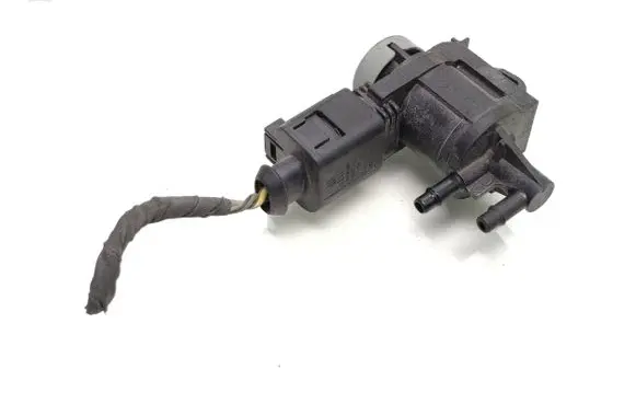 Volkswagen Tiguan Turbo solenoid valve 1K0906283A